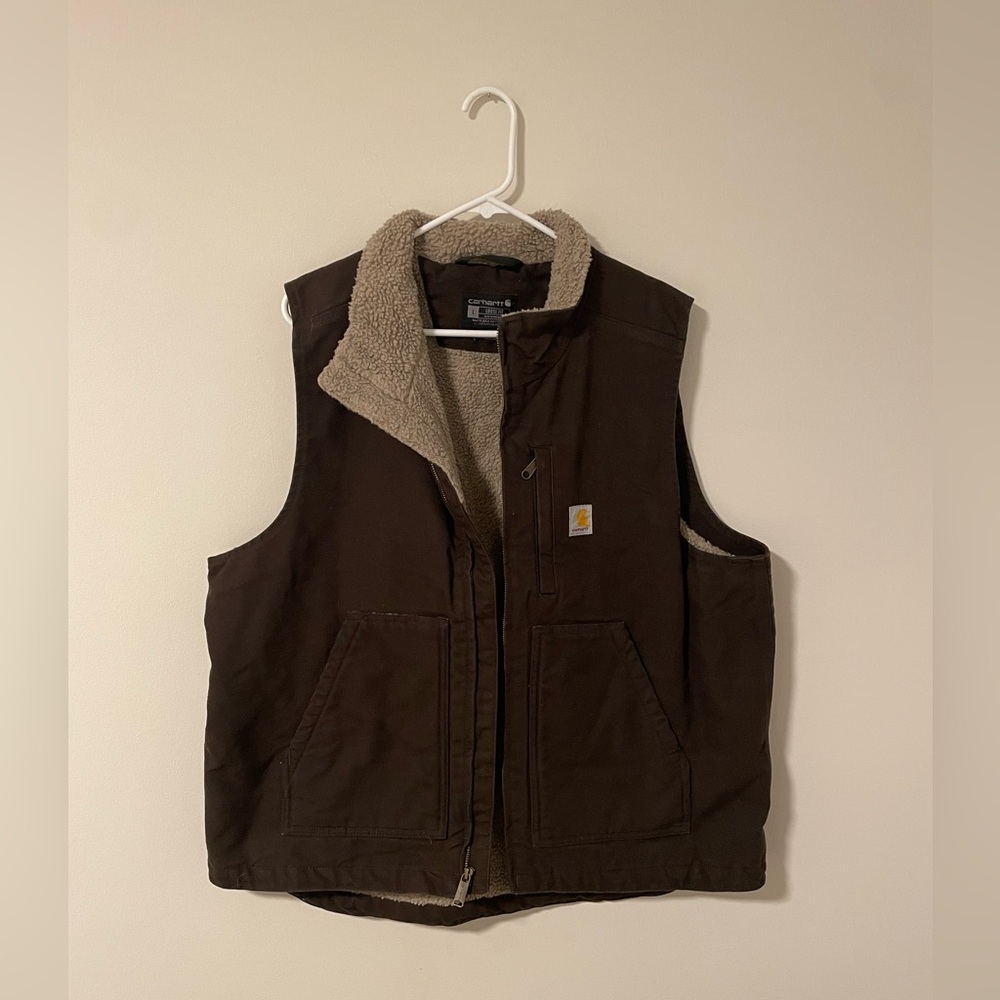 Men’s  Carhartt Mock-neck Sherpa-Lined Loose Fit Vest
